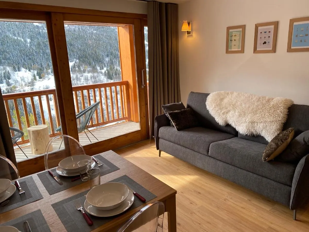 Les Allues Meribel Studio Neuf 4 Personnes 0*, Les Allues